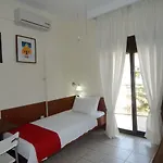 Kripis Studio Апартаменты Пефкохори
