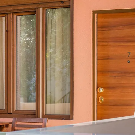 Kripis Apartmán *