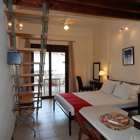 Kripis Studio Pefkochori